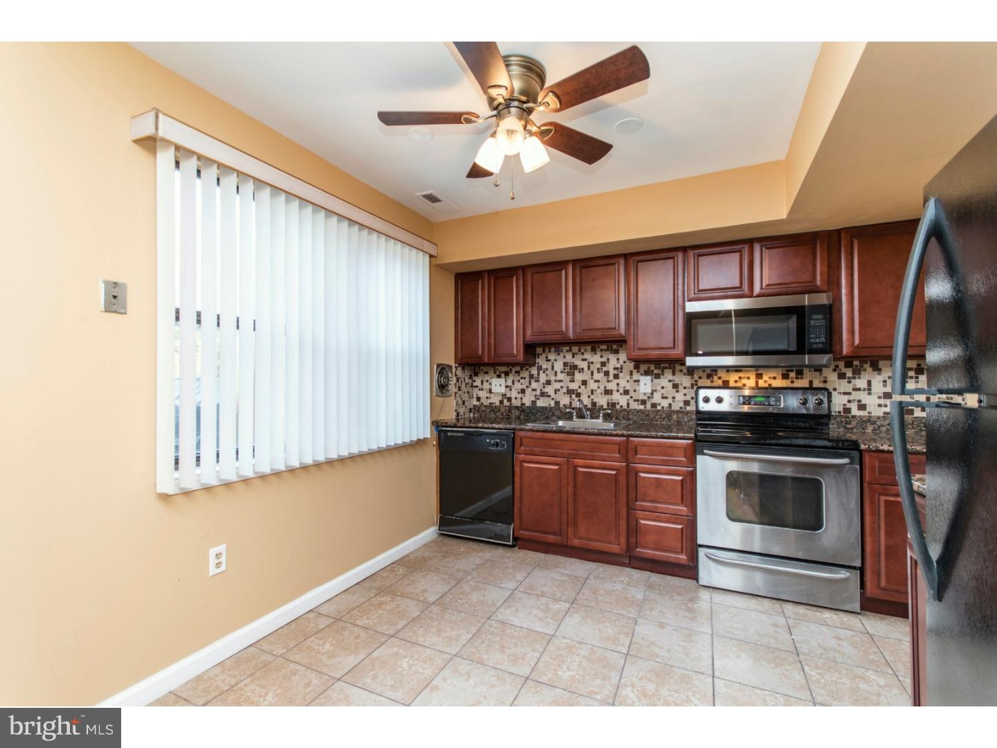 SAW MILL VALLEY - Residential