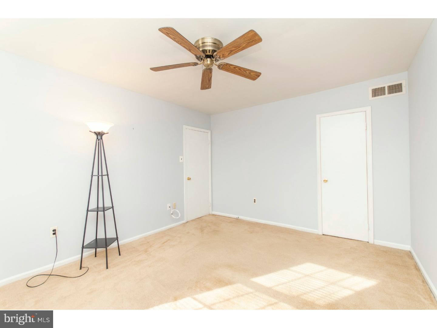 SAW MILL VALLEY - Residential