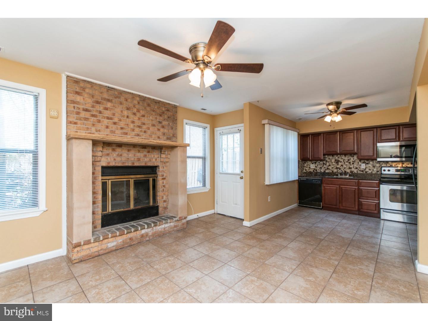 SAW MILL VALLEY - Residential