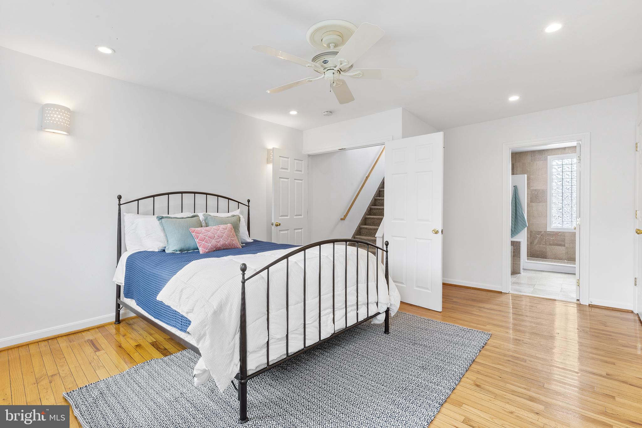 GRADUATE HOSPITAL - Residential