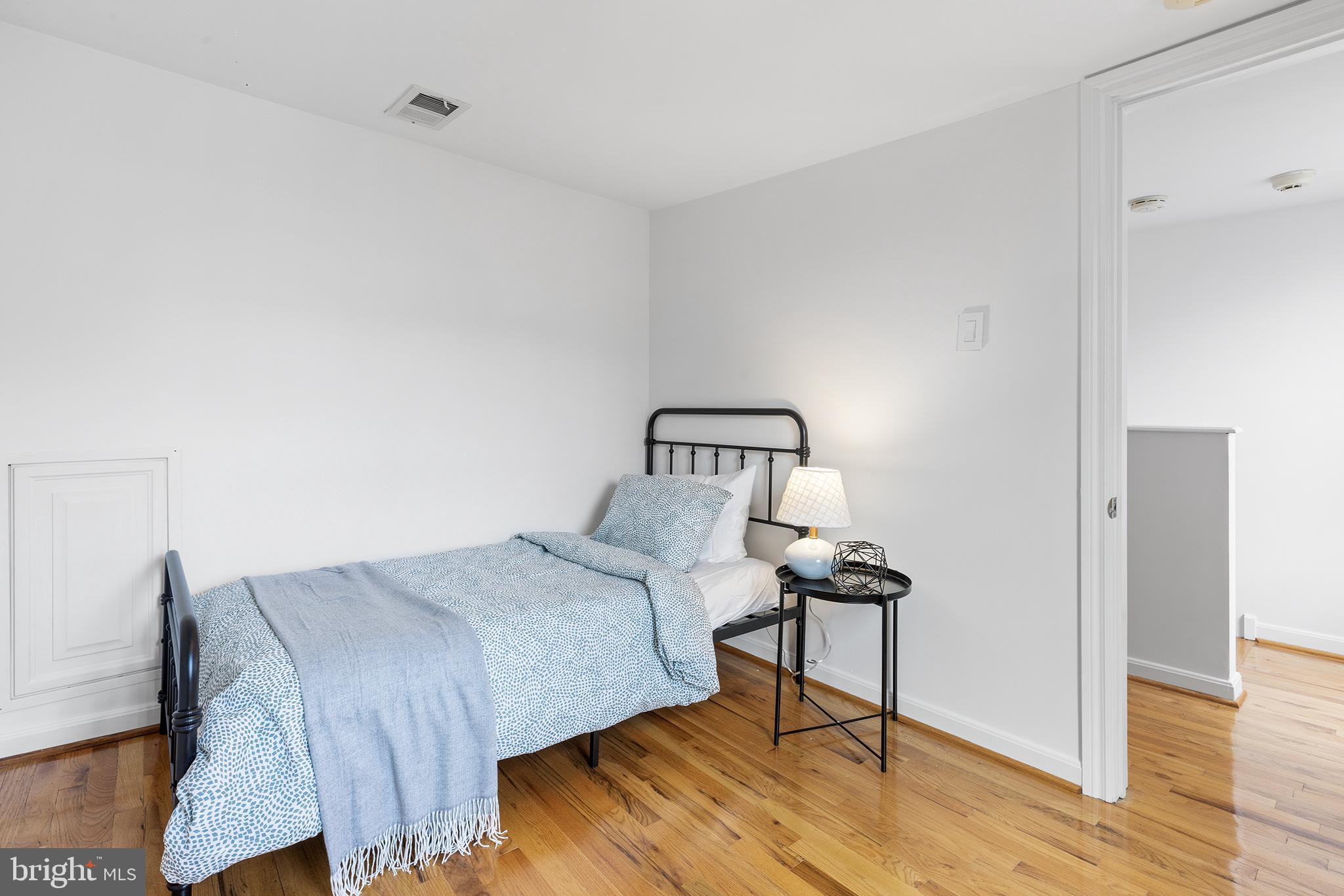 GRADUATE HOSPITAL - Residential