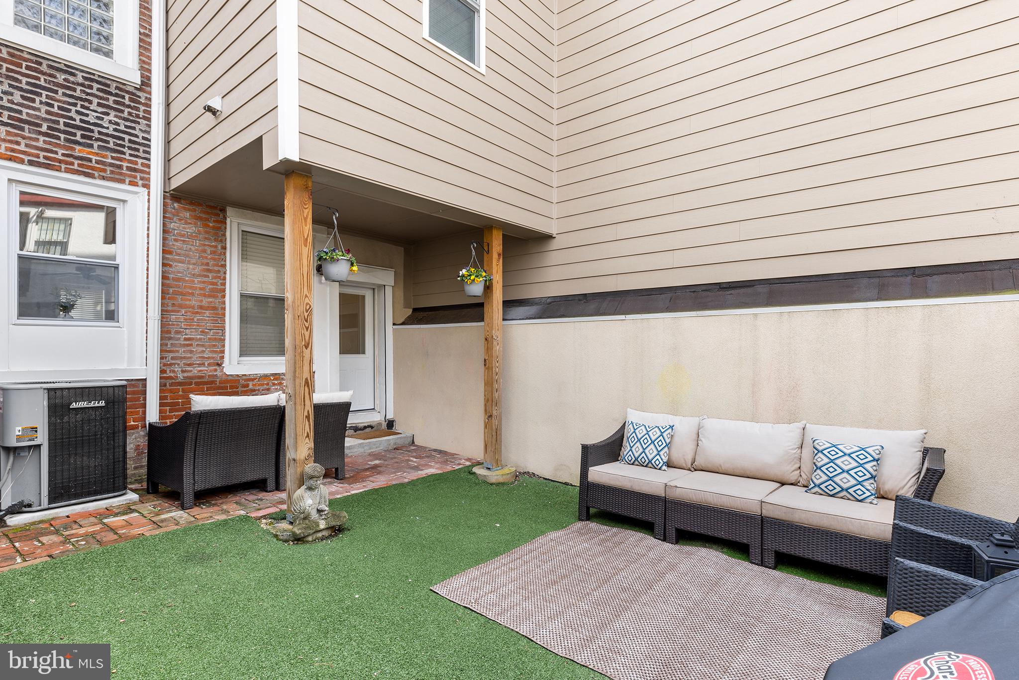 GRADUATE HOSPITAL - Residential