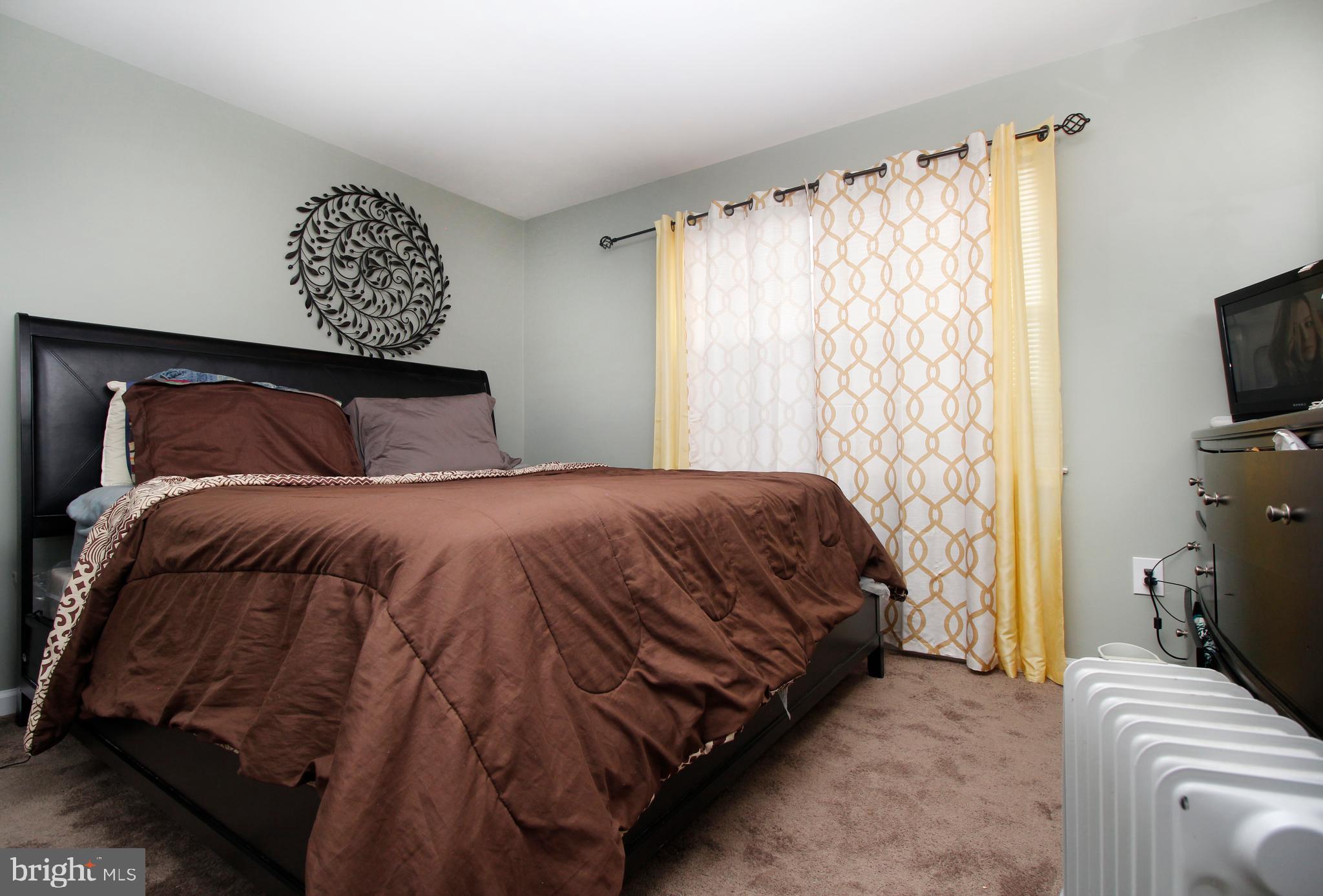 LONGMEAD CROSSING - Residential