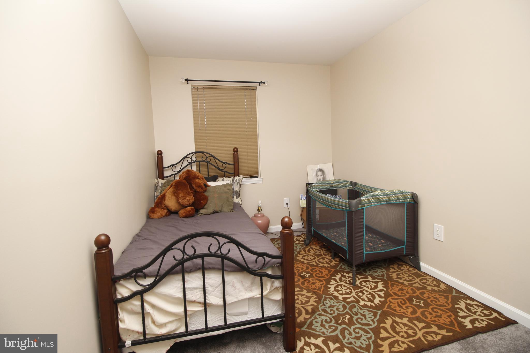 LONGMEAD CROSSING - Residential