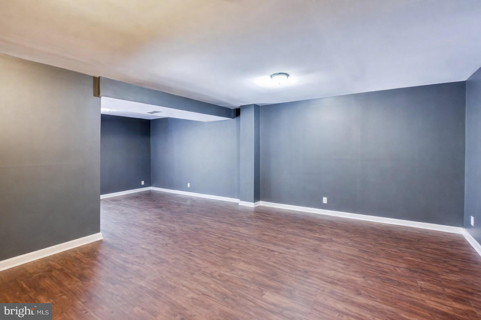 VILLAGE OF OLDE MILL - Residential