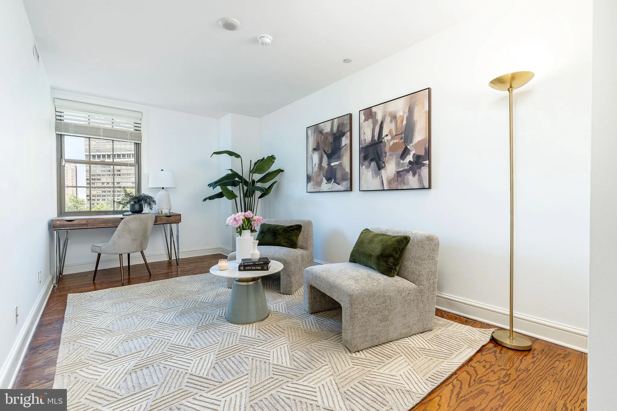 Philadelphia, Pennsylvania 19103, United States, 3 Bedrooms Bedrooms, ,3 BathroomsBathrooms,Residential,Active,167340