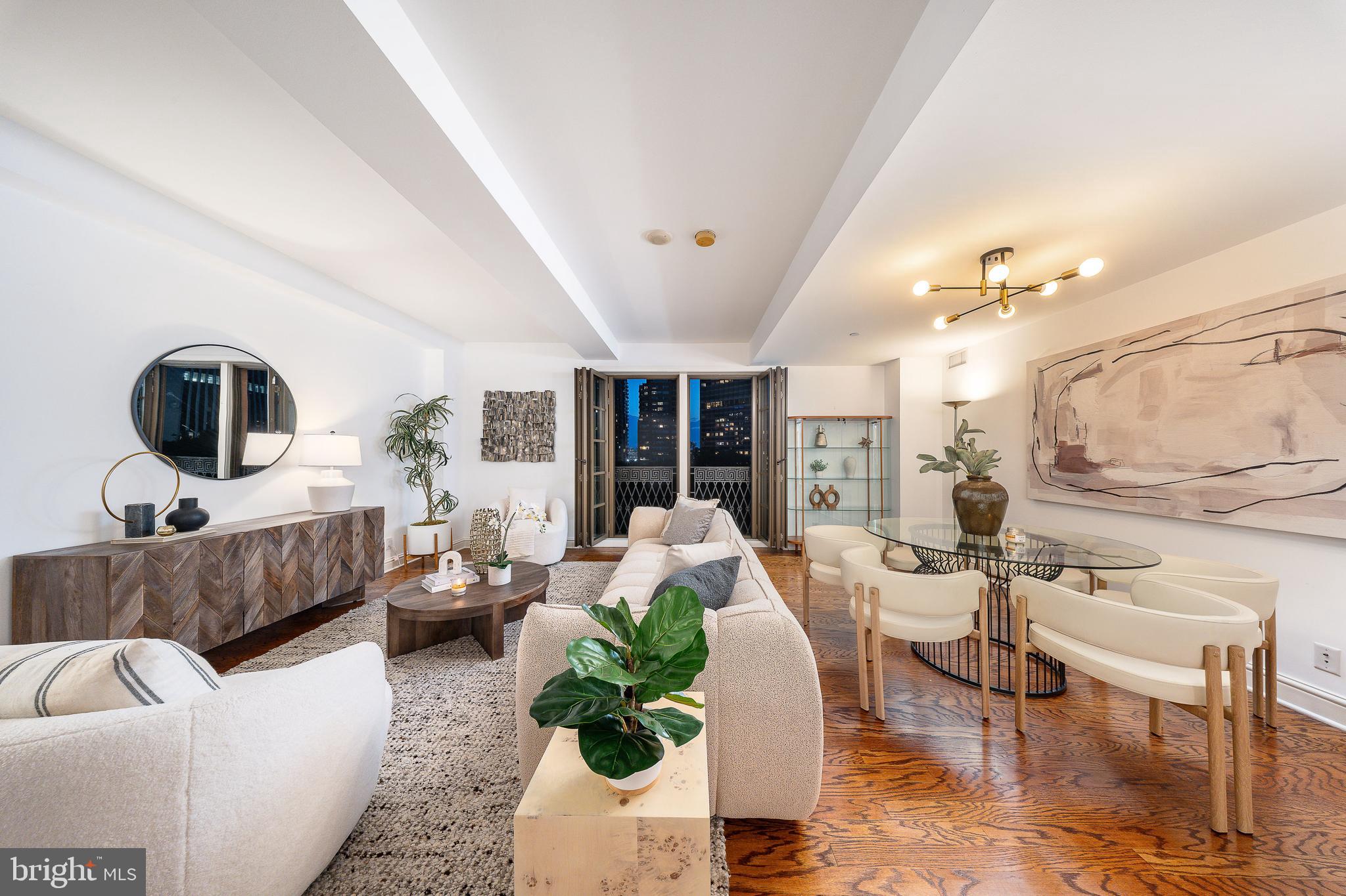RITTENHOUSE SQUARE - Residential