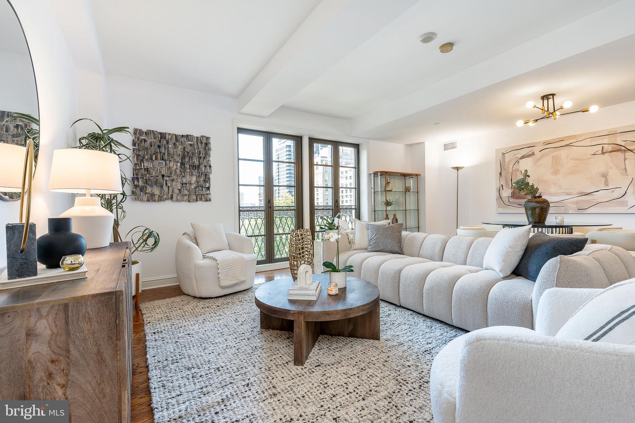 RITTENHOUSE SQUARE - Residential