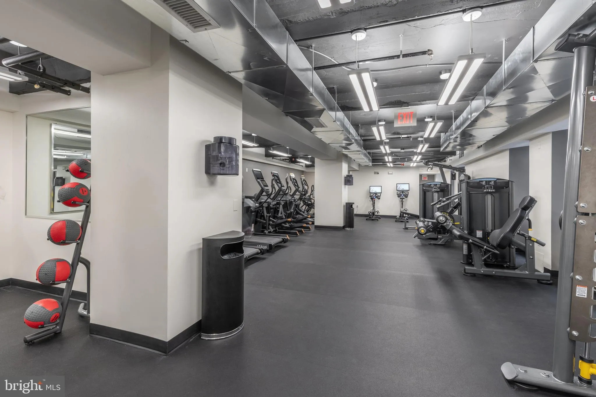 Philadelphia, Pennsylvania 19103, United States, 3 Bedrooms Bedrooms, ,3 BathroomsBathrooms,Residential,Active,167340