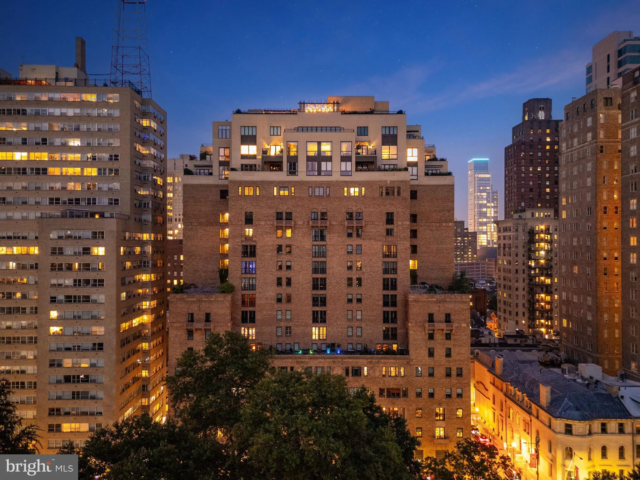 Philadelphia, Pennsylvania 19103, United States, 3 Bedrooms Bedrooms, ,3 BathroomsBathrooms,Residential,Active,167340