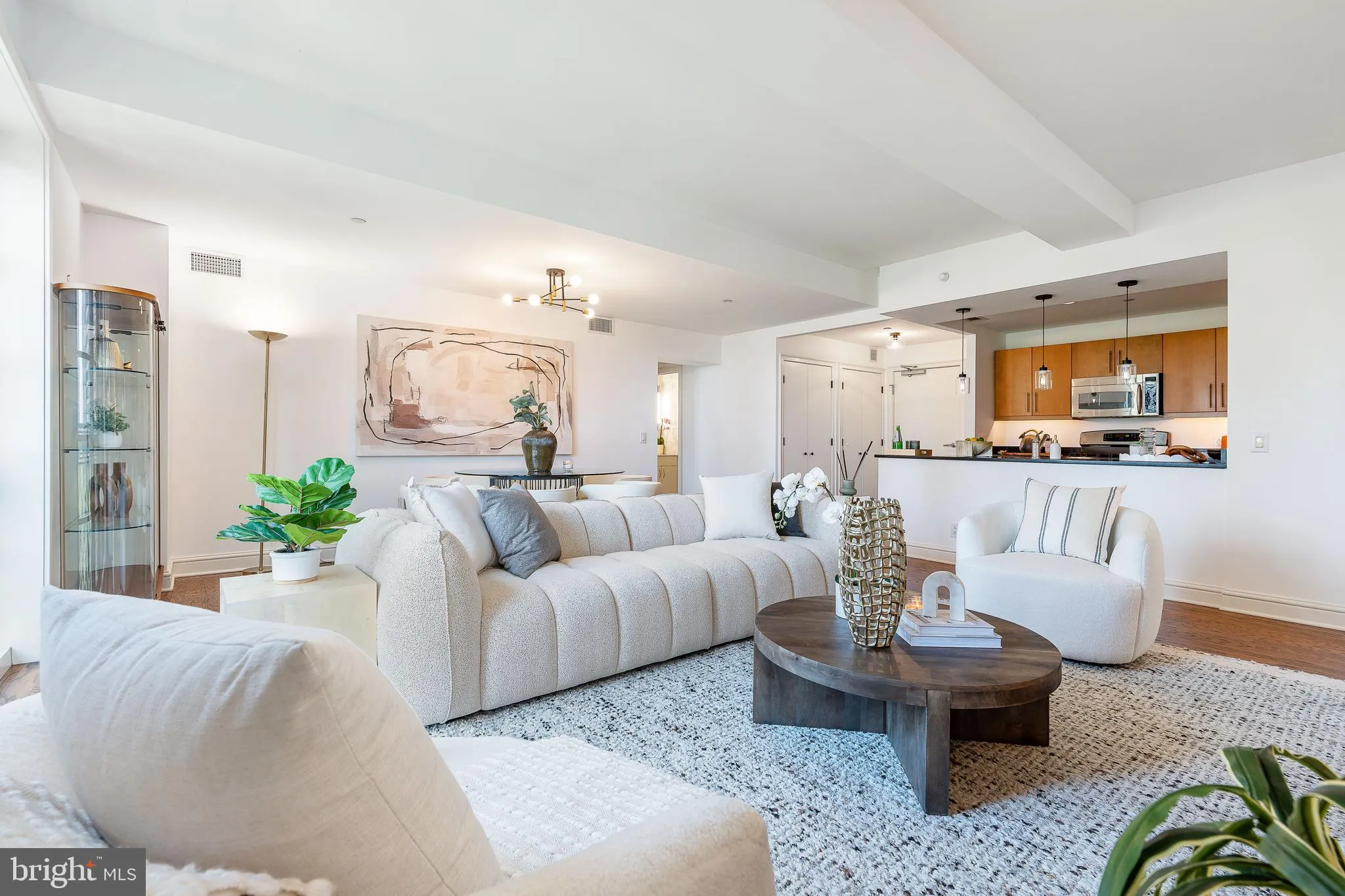 Philadelphia, Pennsylvania 19103, United States, 3 Bedrooms Bedrooms, ,3 BathroomsBathrooms,Residential,Active,167340