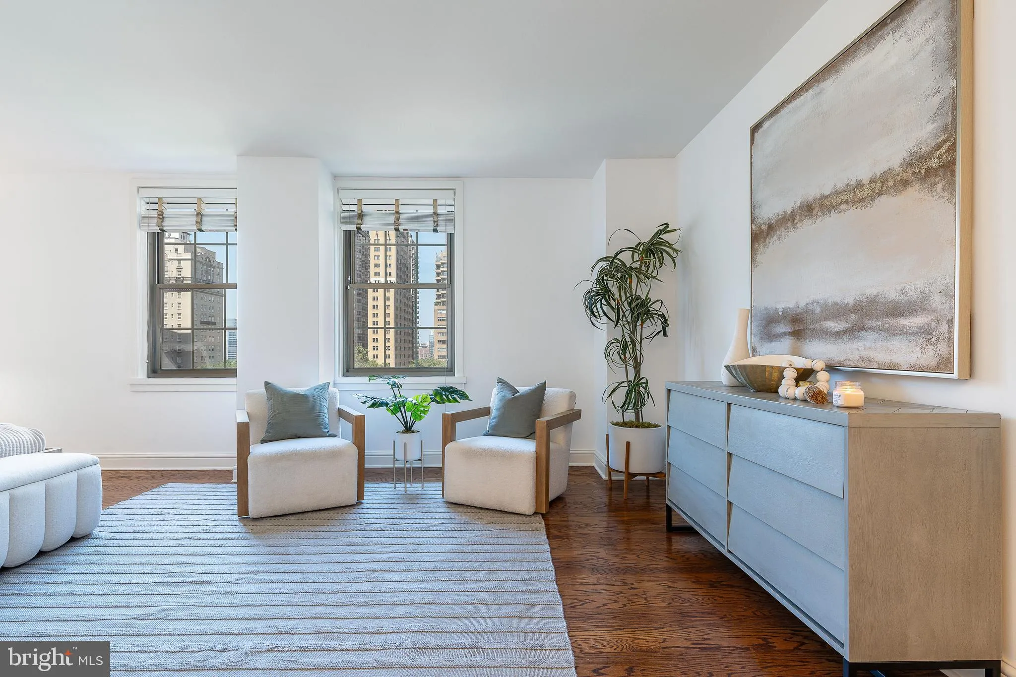 Philadelphia, Pennsylvania 19103, United States, 3 Bedrooms Bedrooms, ,3 BathroomsBathrooms,Residential,Active,167340