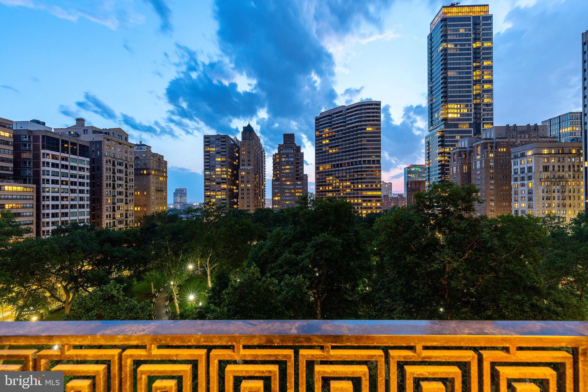RITTENHOUSE SQUARE - Residential