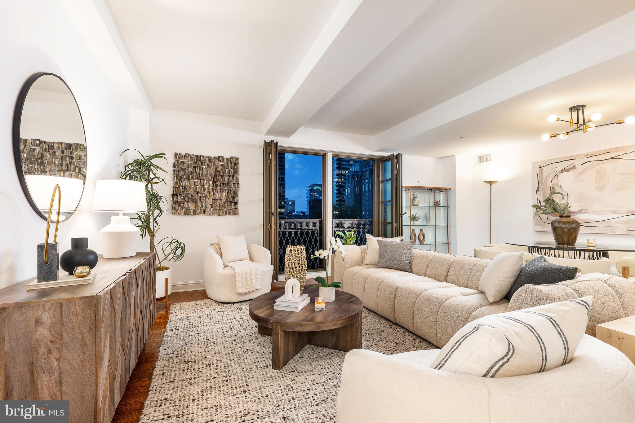 RITTENHOUSE SQUARE - Residential