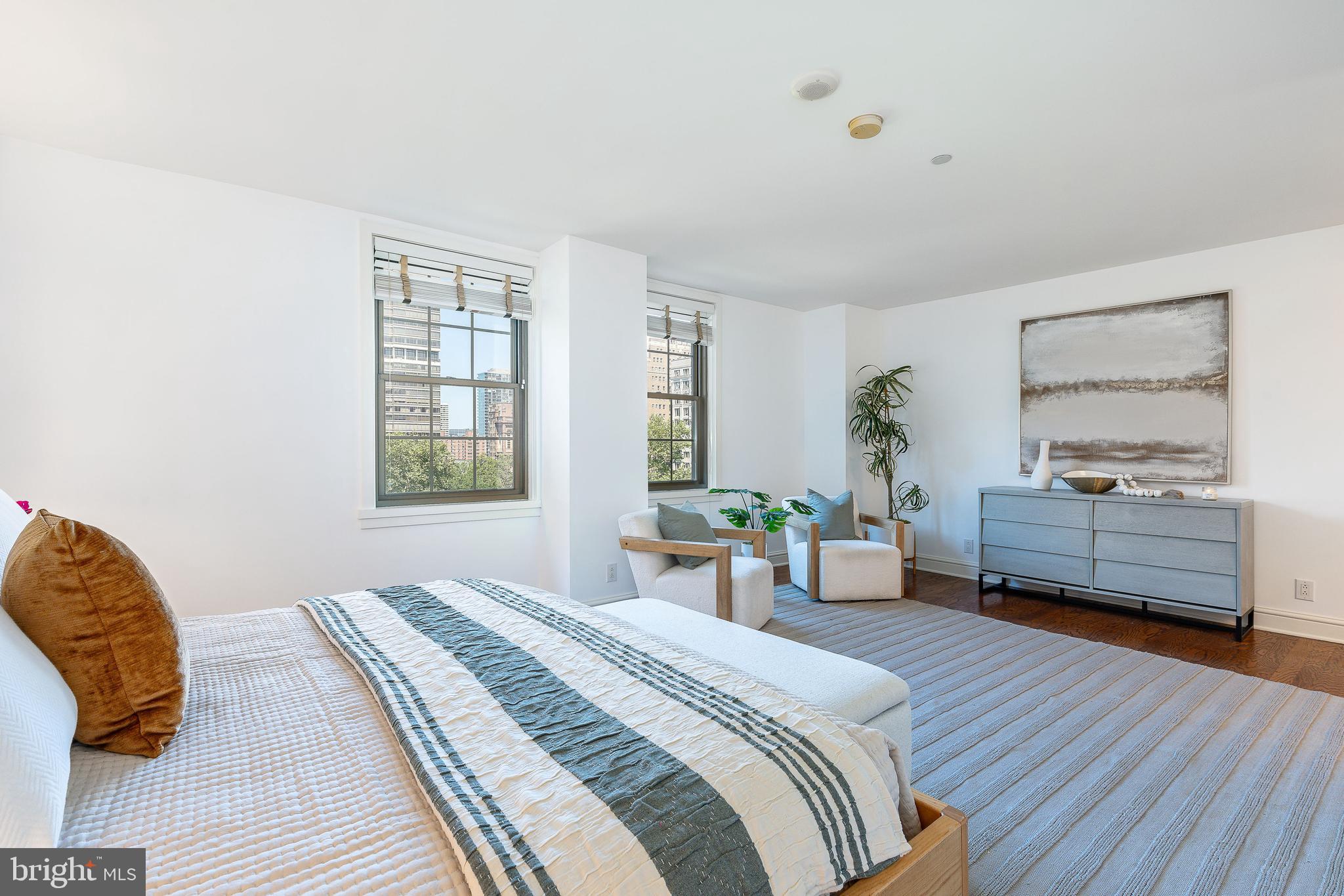 RITTENHOUSE SQUARE - Residential