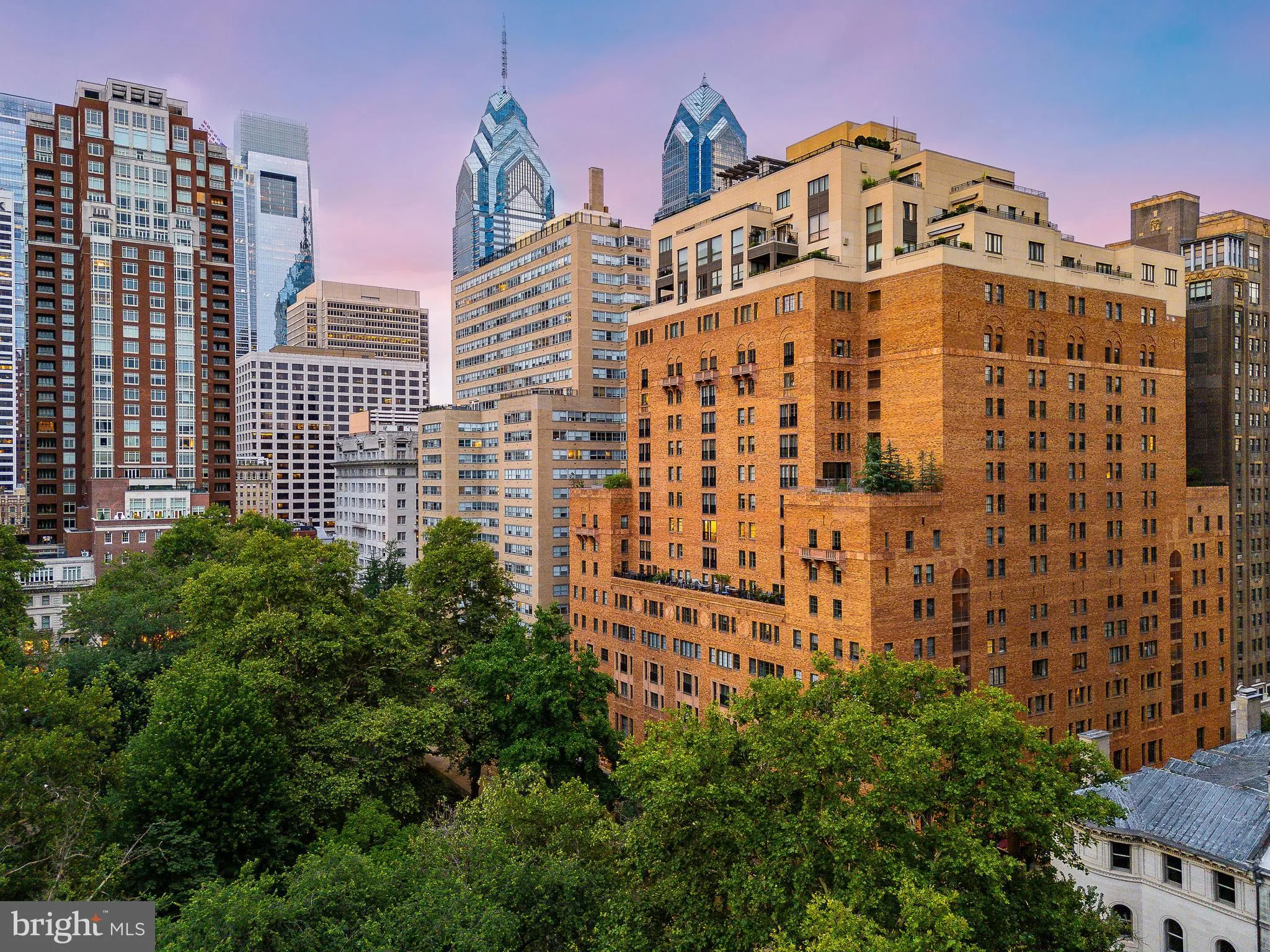 Philadelphia, Pennsylvania 19103, United States, 3 Bedrooms Bedrooms, ,3 BathroomsBathrooms,Residential,Active,167340