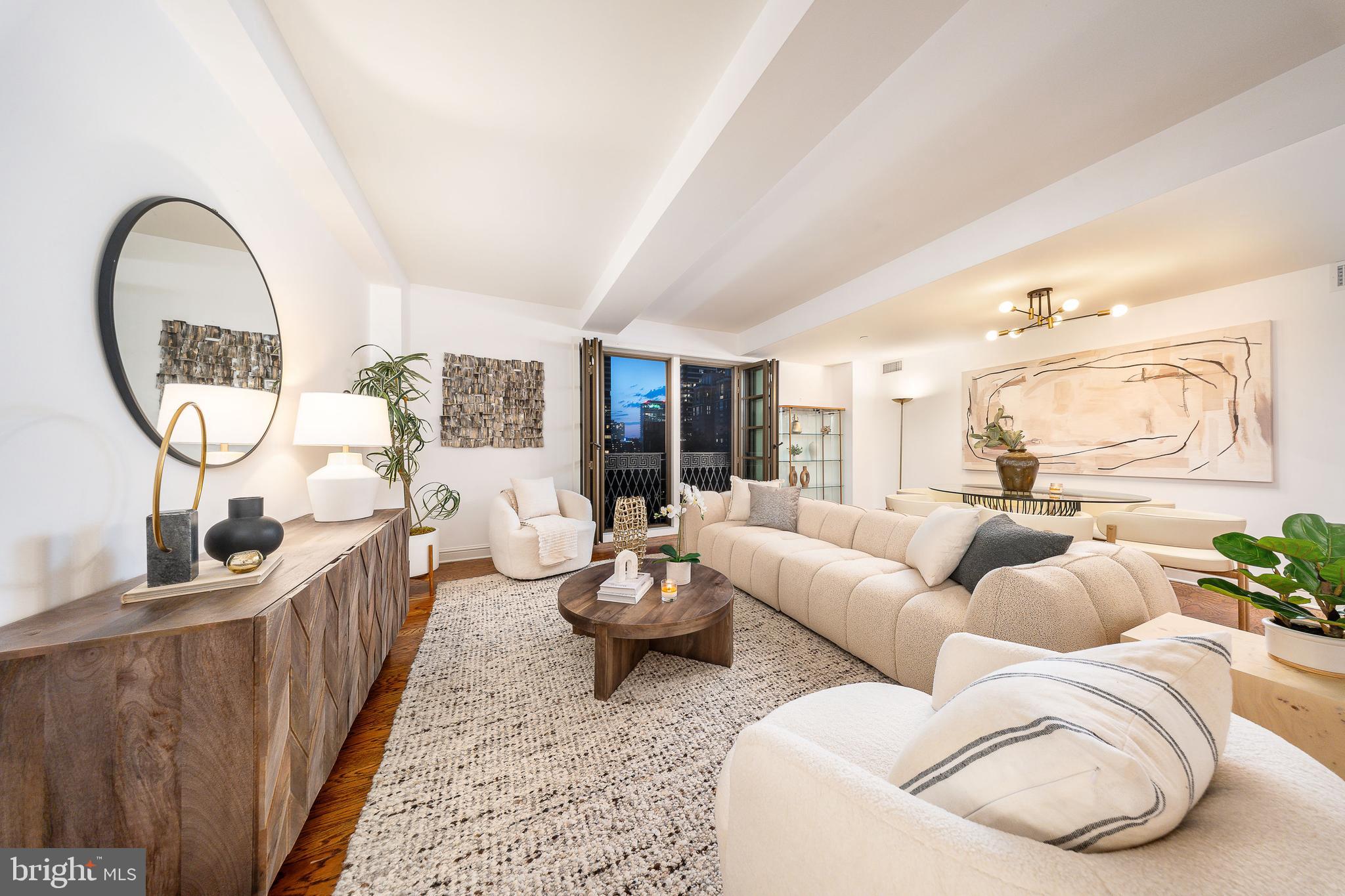 RITTENHOUSE SQUARE - Residential