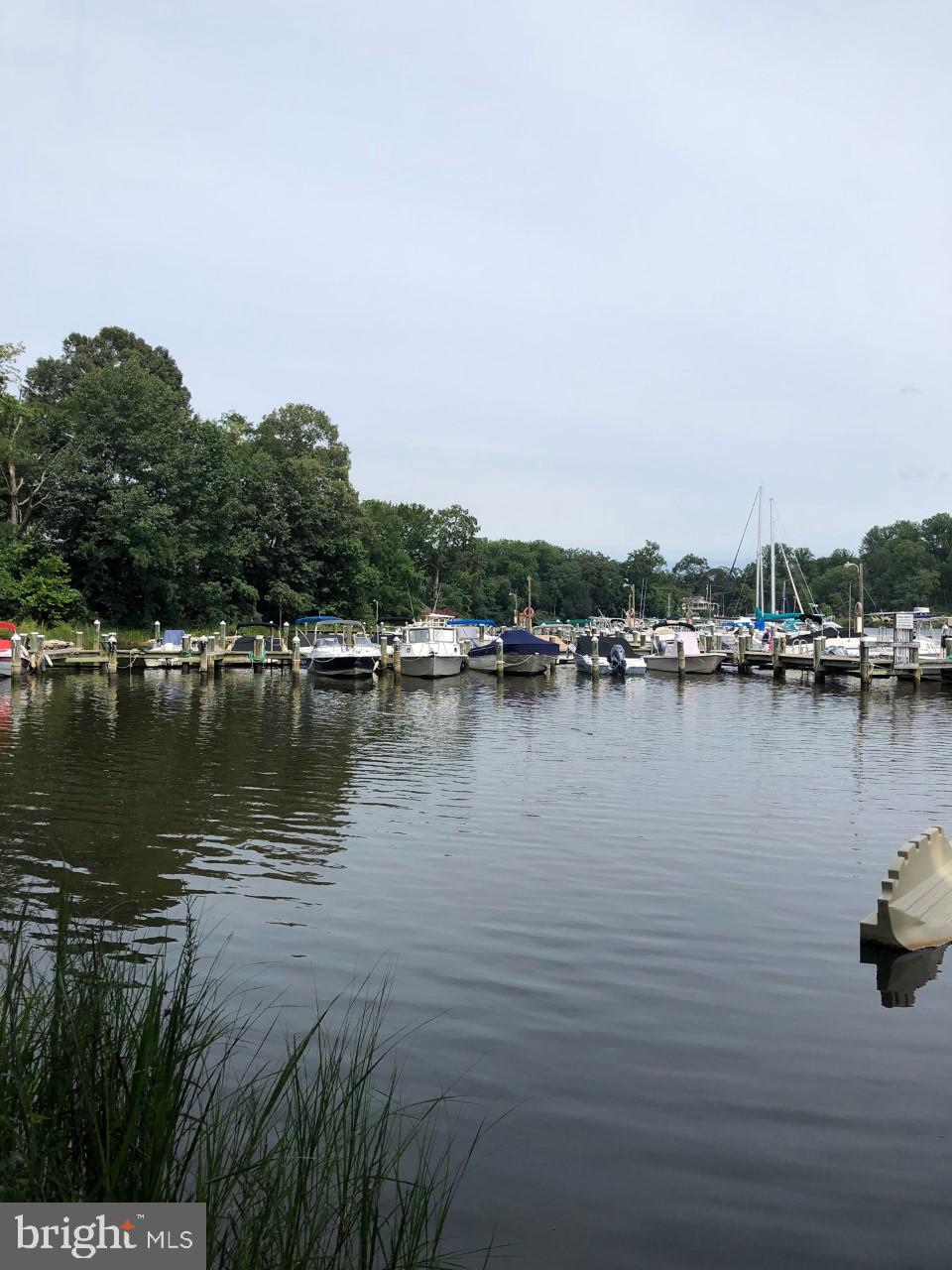 ANNAPOLIS LANDING - Residential