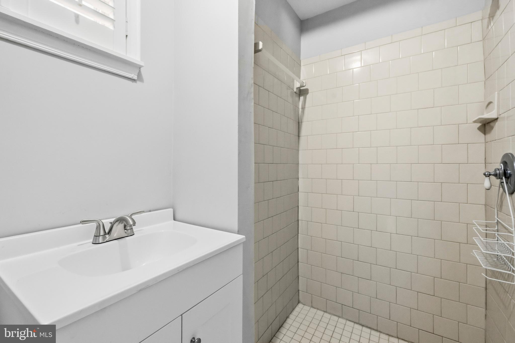 SKYLINE - Residential