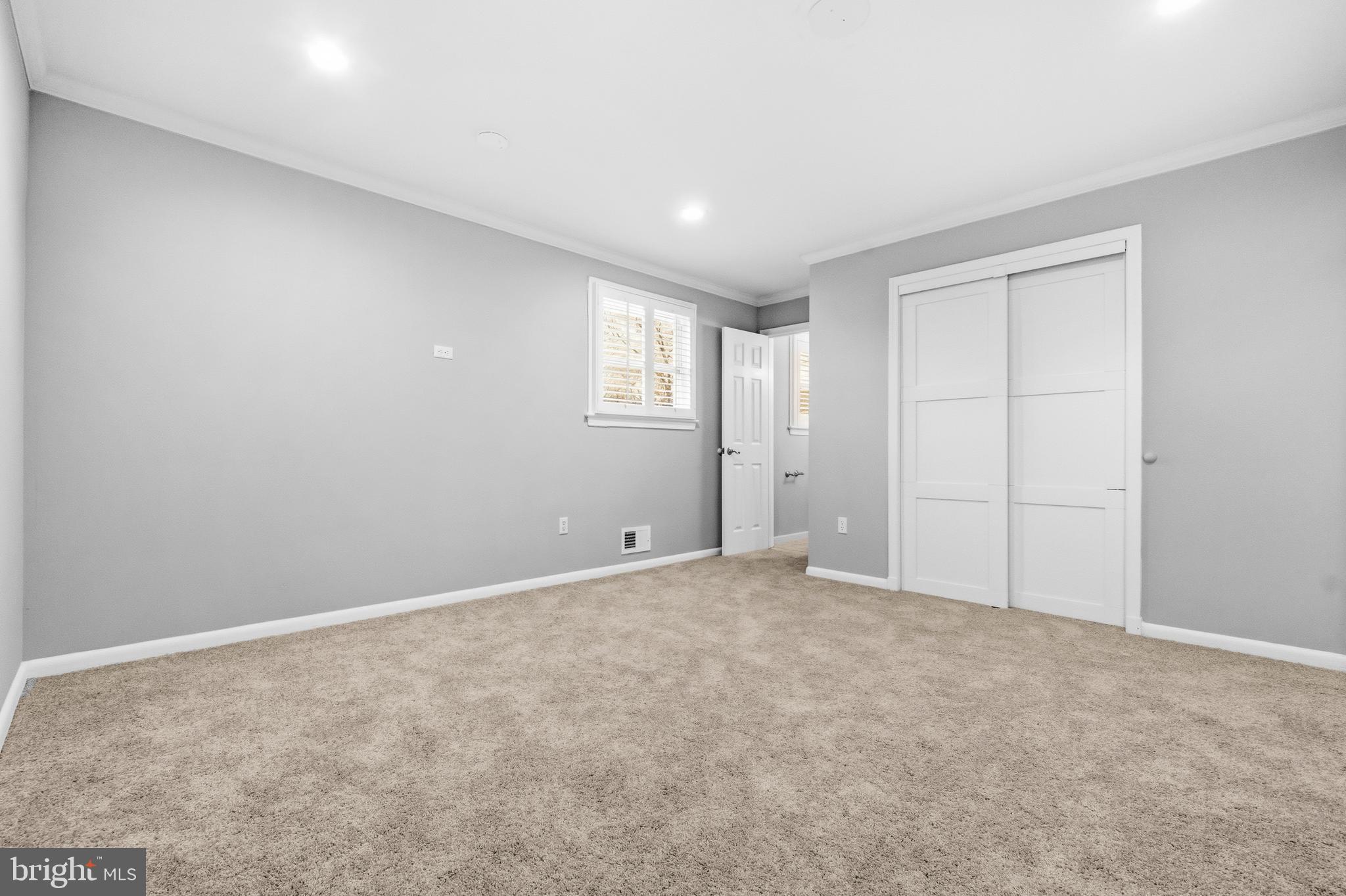 SKYLINE - Residential