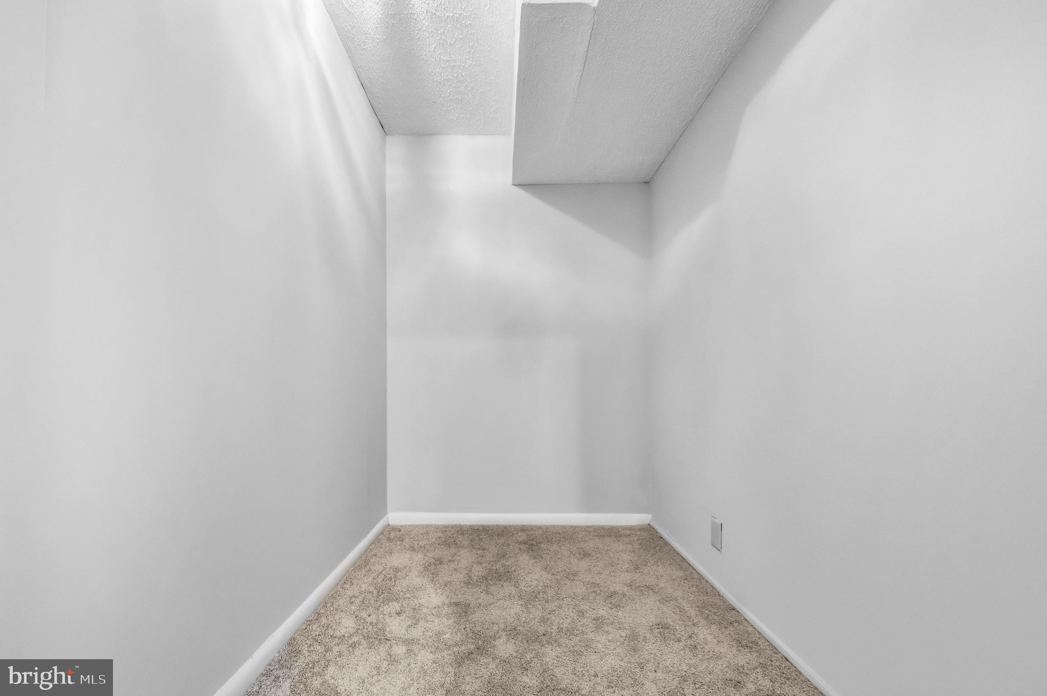 SKYLINE - Residential