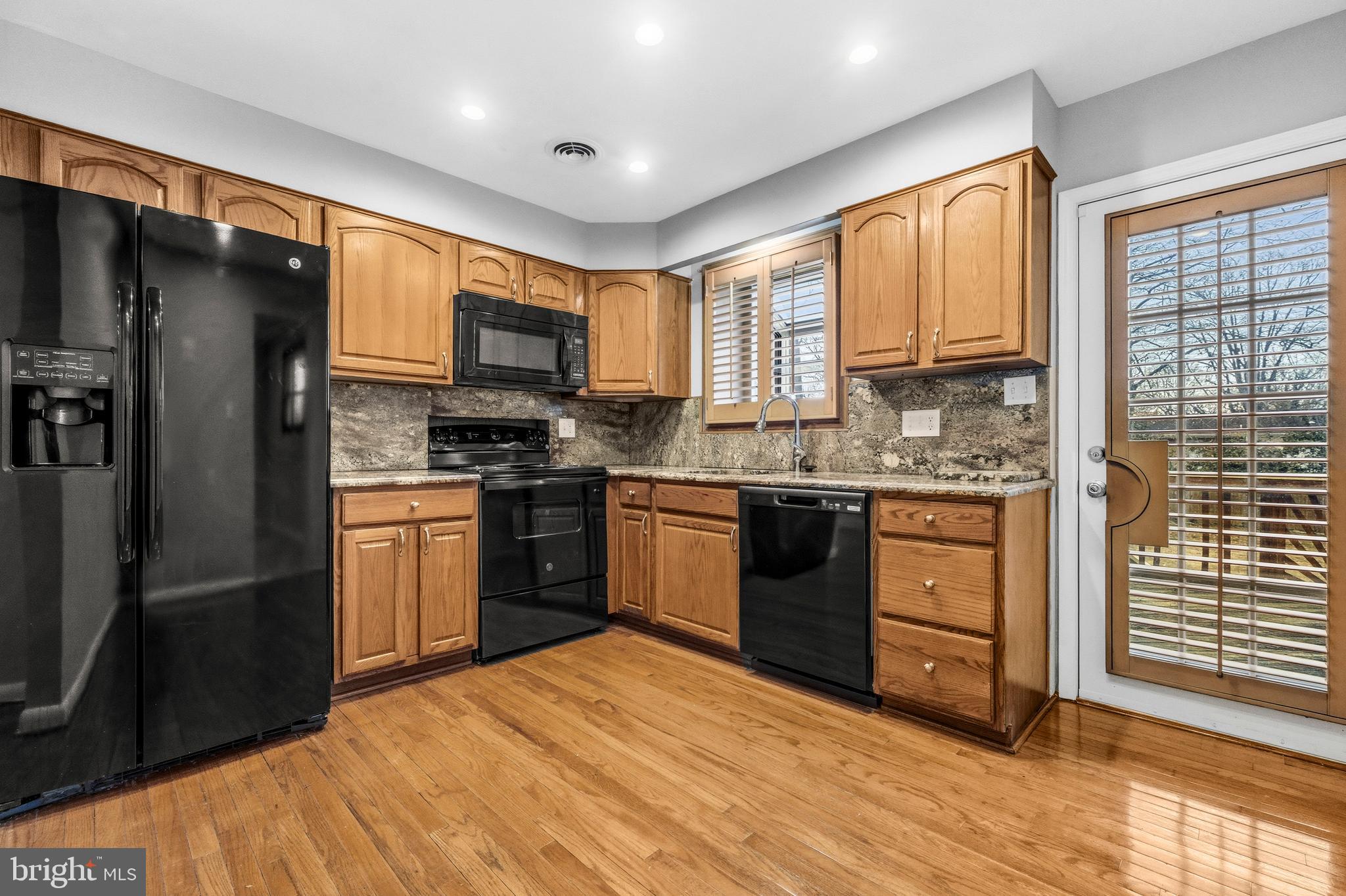 SKYLINE - Residential