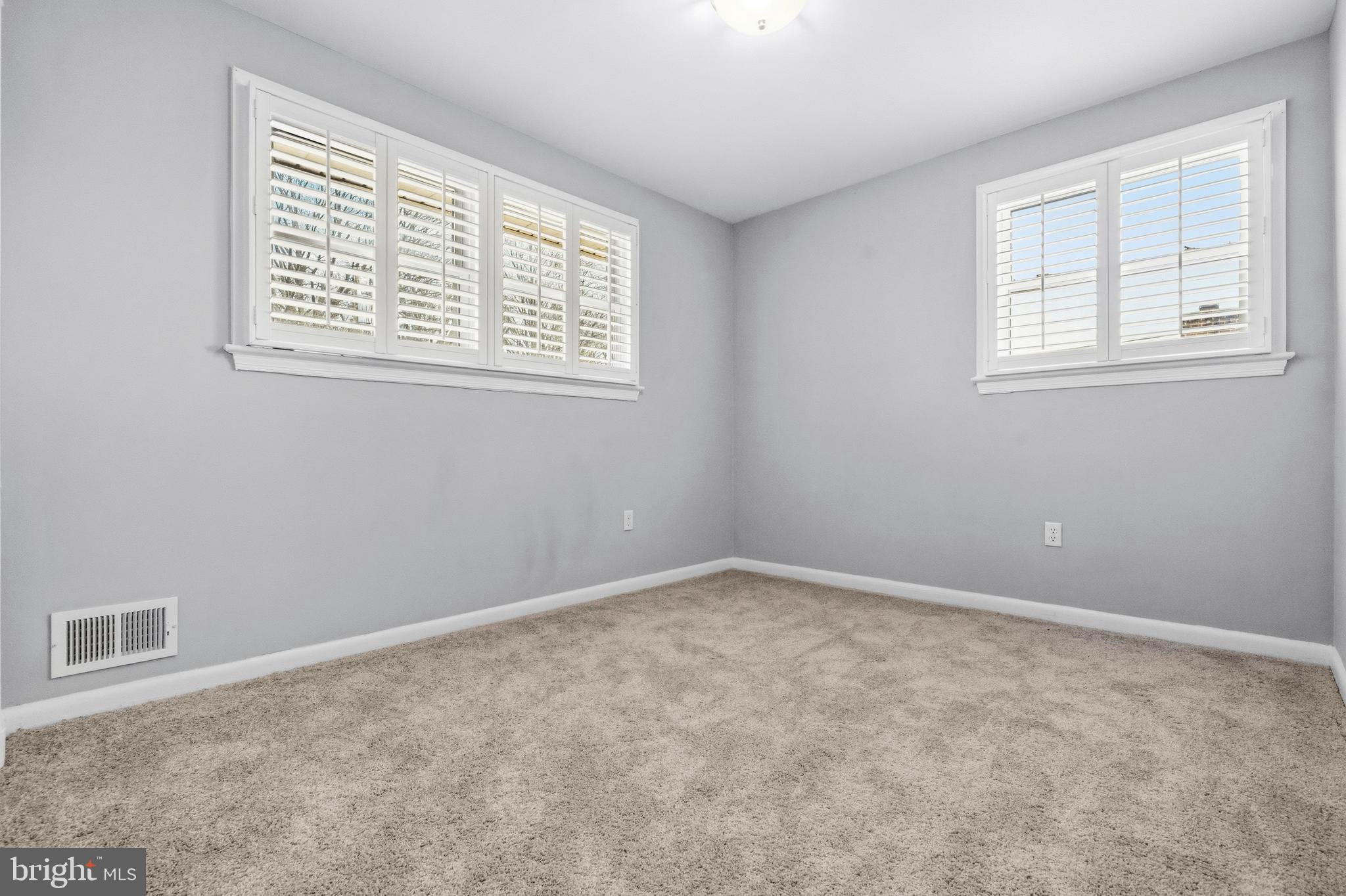 SKYLINE - Residential