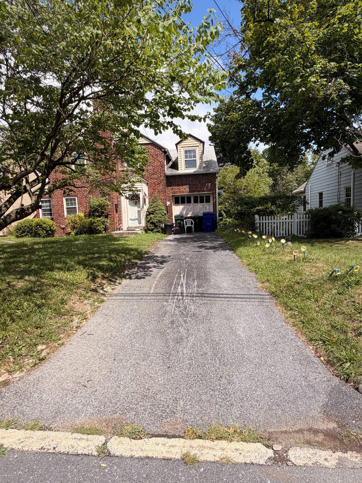 3806 HILLCREST ROAD