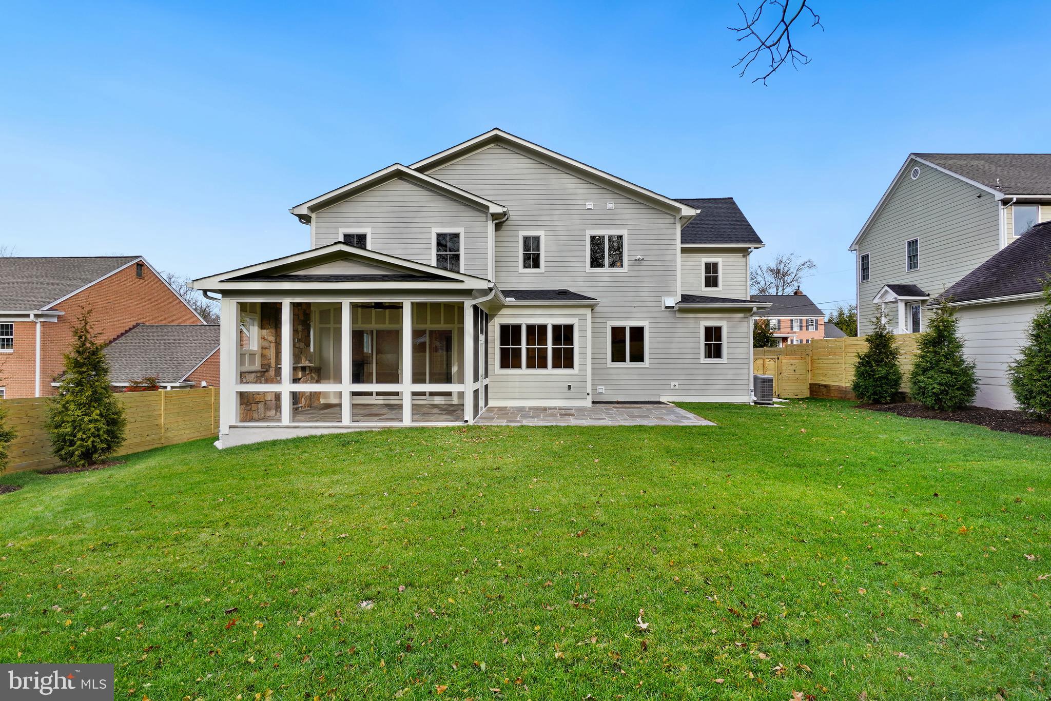 OAKWOOD KNOLLS - Residential