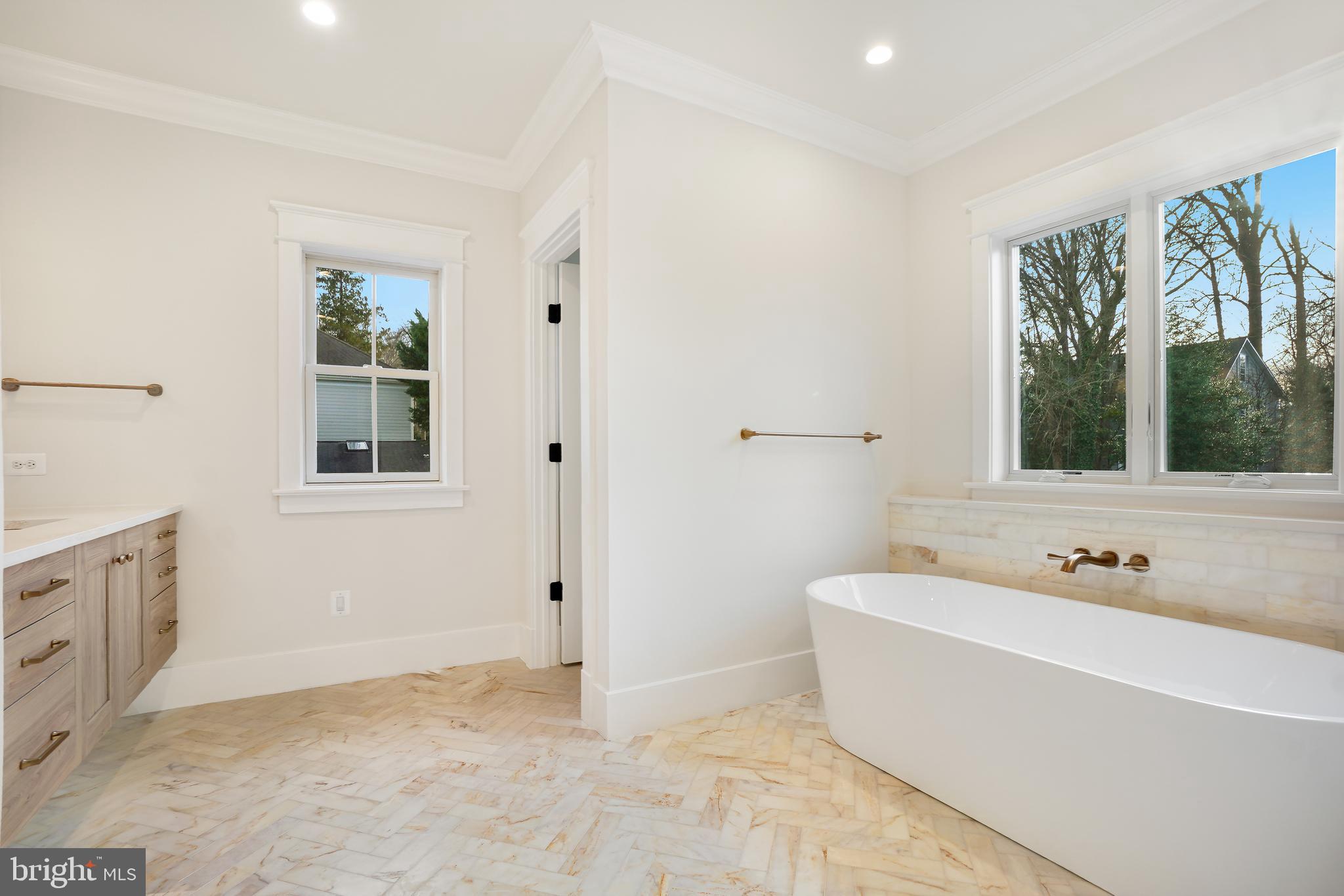 OAKWOOD KNOLLS - Residential