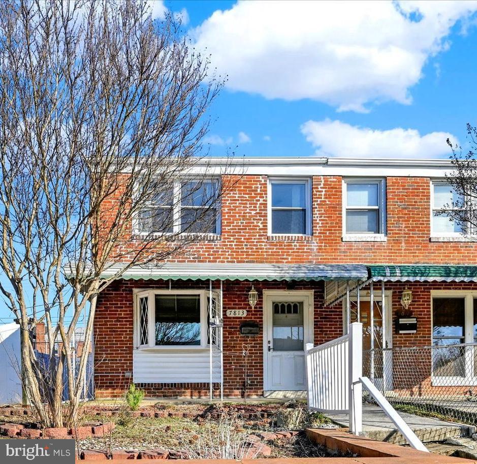 Price Reduction this cozy 2 Bedroom 1 Full Bath, end of group brick townhome with covered front porch and gleaming hardwood floors in North Point Village. Features include, spacious living room, large kitchen with SS refrigerator and dining space.
The upper level features two generously sized bedrooms each with lots of storage and natural light, hardwood floors, and a remodeled , main bath with tub/shower. In addition, a finished lower level with half bath and amazing storage, potential for an additional bathroom or bonus room. Enjoy the privacy of a fully fenced yard, rear enclosed porch, and three sheds. Estate sale, sold as-is.