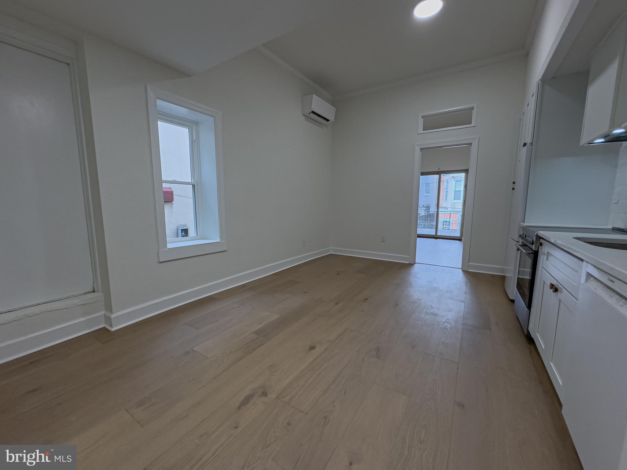 2007 GREEN STREET UNIT 2R