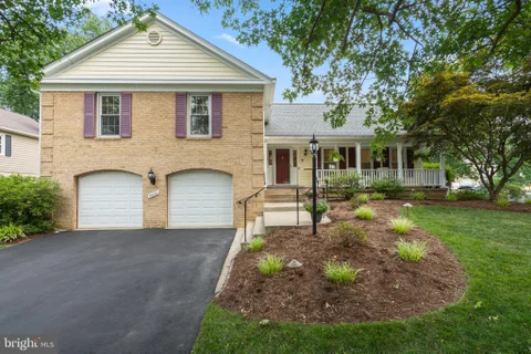9021 Parliament Drive, Burke, VA 22015 - #: VAFX2328636