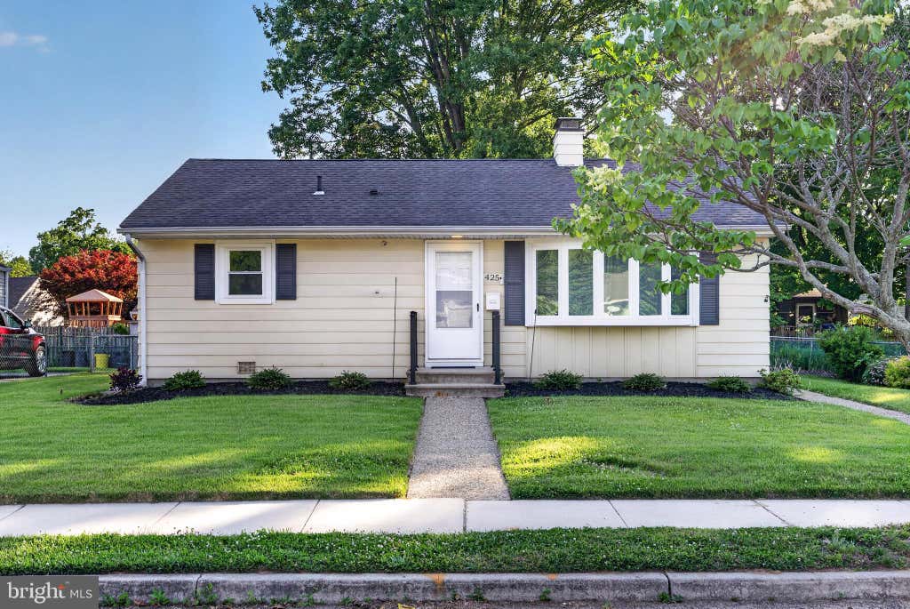 Photo of 425 West Avenue, DELANCO, NJ 08075 (MLS # NJBL2113464)