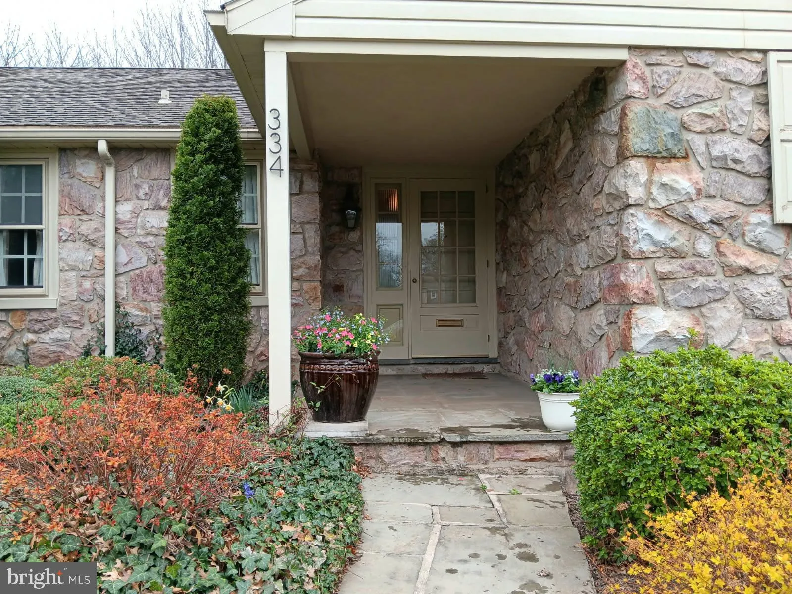 Pottstown, Pennsylvania 19464, United States, 3 Bedrooms Bedrooms, ,2 BathroomsBathrooms,Residential,Pending,103641