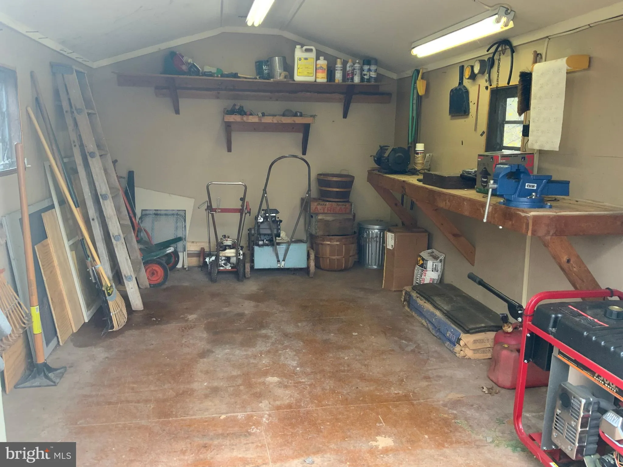 Pottstown, Pennsylvania 19464, United States, 3 Bedrooms Bedrooms, ,2 BathroomsBathrooms,Residential,Pending,103641