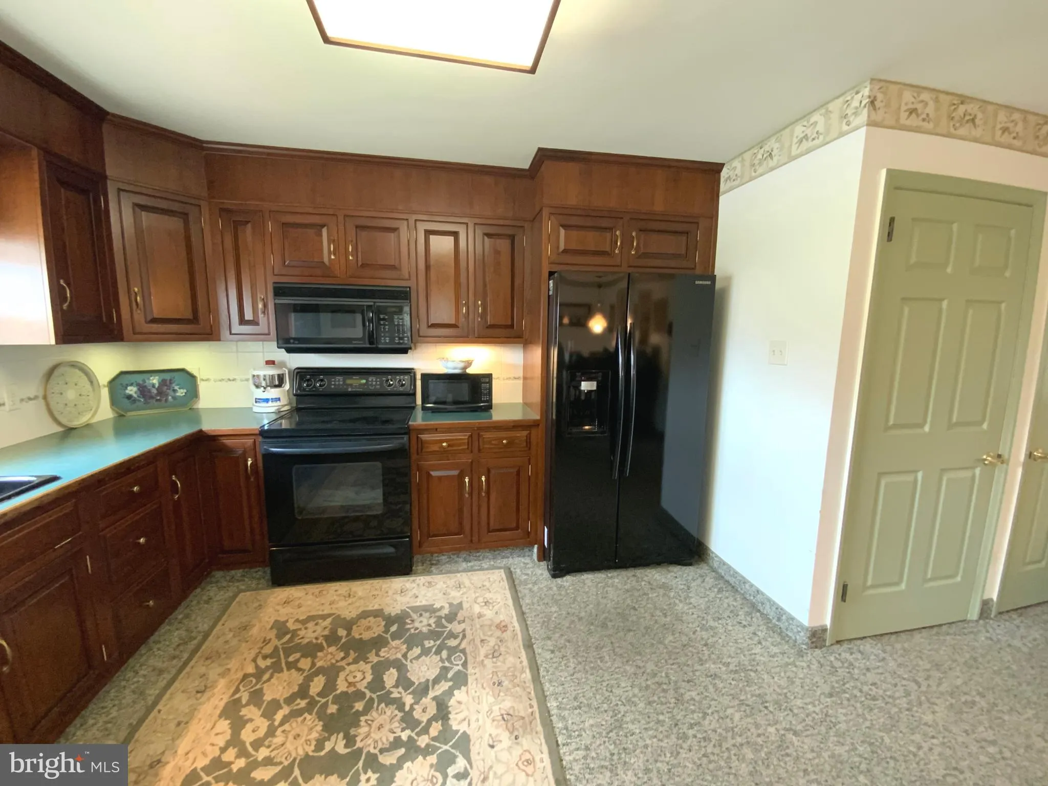 Pottstown, Pennsylvania 19464, United States, 3 Bedrooms Bedrooms, ,2 BathroomsBathrooms,Residential,Pending,103641