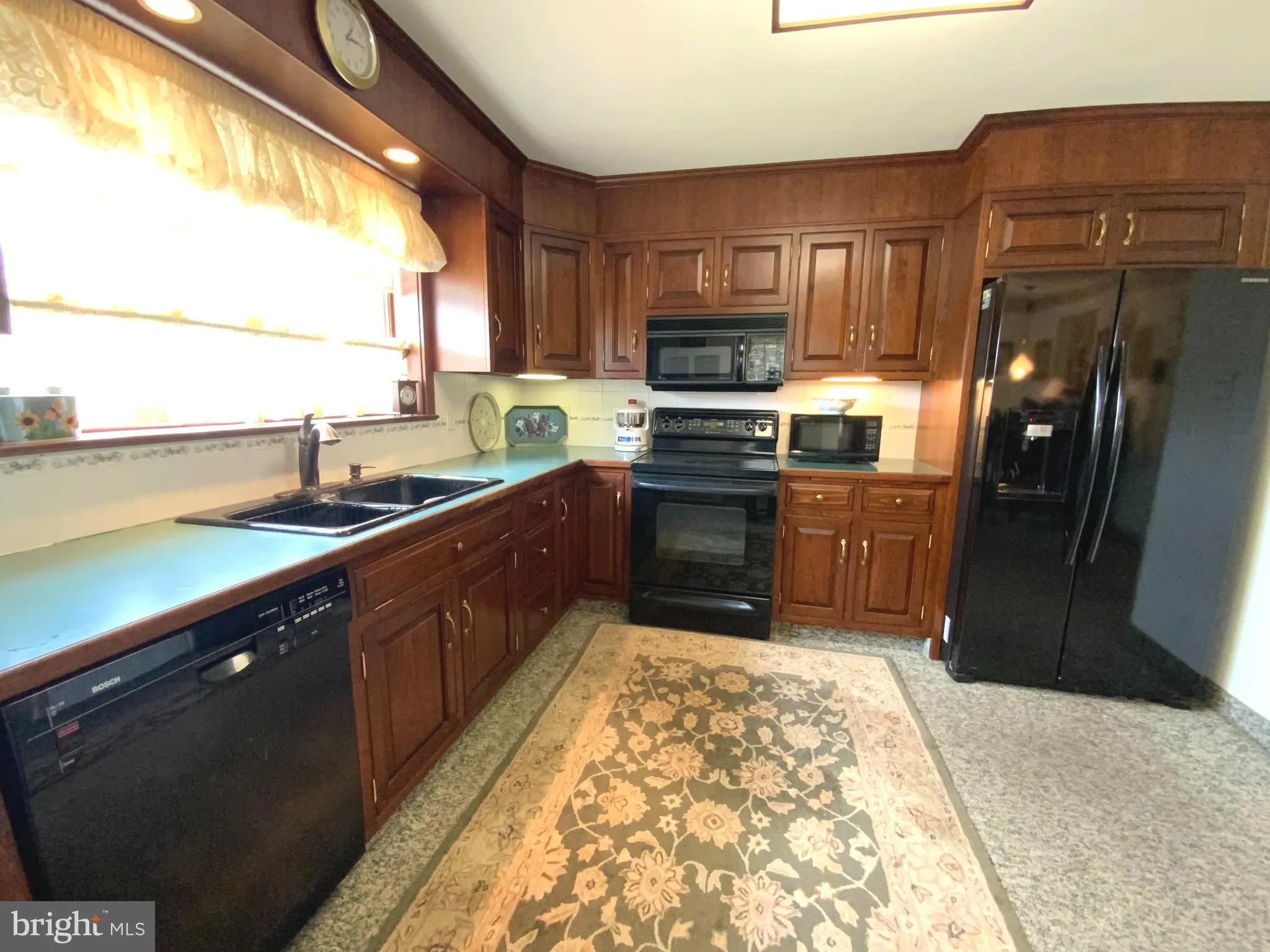 Pottstown, Pennsylvania 19464, United States, 3 Bedrooms Bedrooms, ,2 BathroomsBathrooms,Residential,Pending,103641