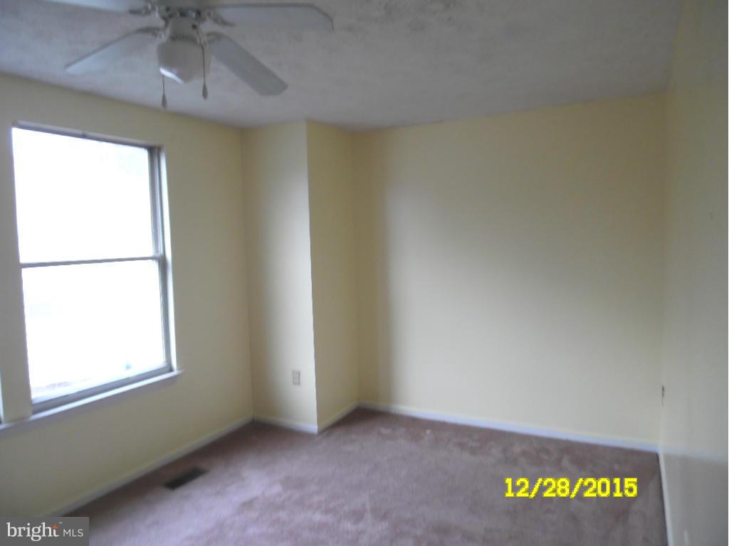 GLEN OAKS - Residential