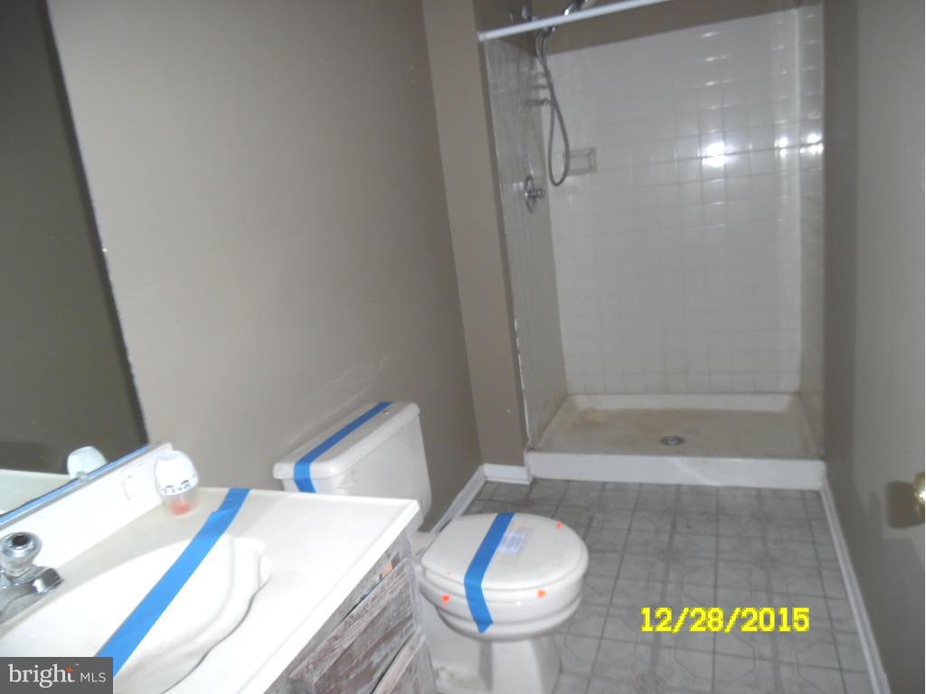 GLEN OAKS - Residential