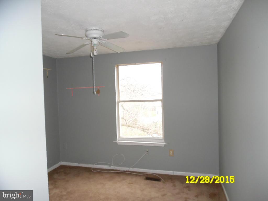 GLEN OAKS - Residential