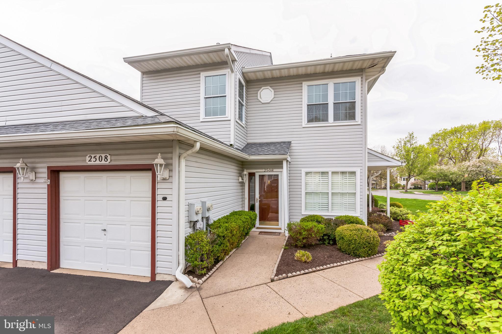 Don't miss this sunny end unit condo in Brookstone. Hardwood floors flow throughout all living spaces. The updated kitchen features an eat-in area, gleaming stainless steel appliances, and a wine fridge. The living room has high ceilings and a cozy gas fireplace with granite hearth. The Primary Bedroom has high ceilings, Casablanca ceiling fan and recessed lighting. The en-suite bathroom has been remodeled with a dressing area, vanity with granite countertop, frameless shower & designer tile. The second and third bedrooms also have recessed lighting and plenty of closet space. Step out onto your private balcony from the living room. This unit is ideally located to the community pool and tennis courts. All of this plus Pennsbury school district and close proximity to 295, Rt 1 and the turnpike.