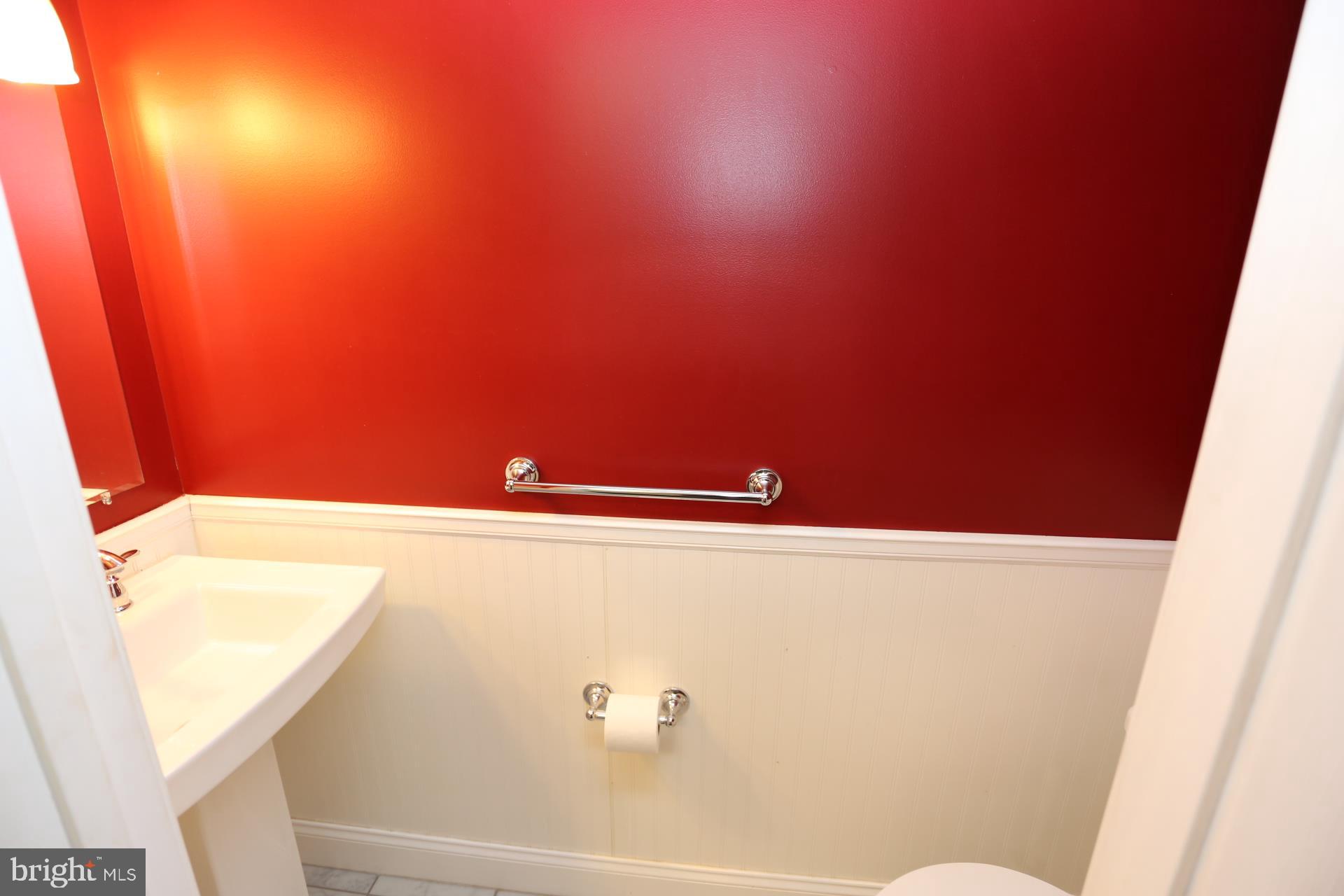 HIGHLANDTOWN - Residential Lease