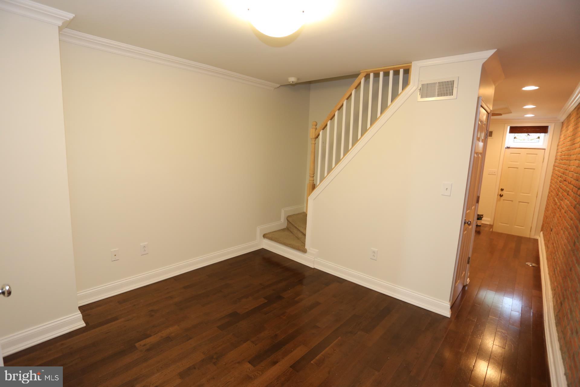 HIGHLANDTOWN - Residential Lease