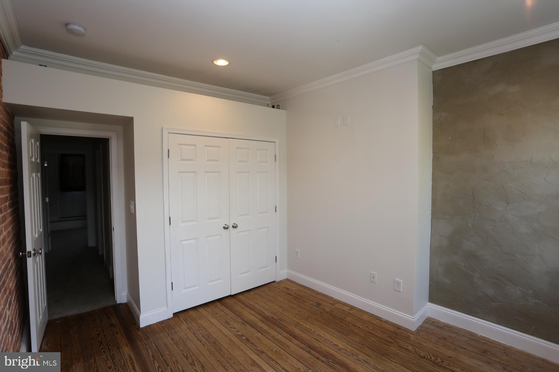 HIGHLANDTOWN - Residential Lease