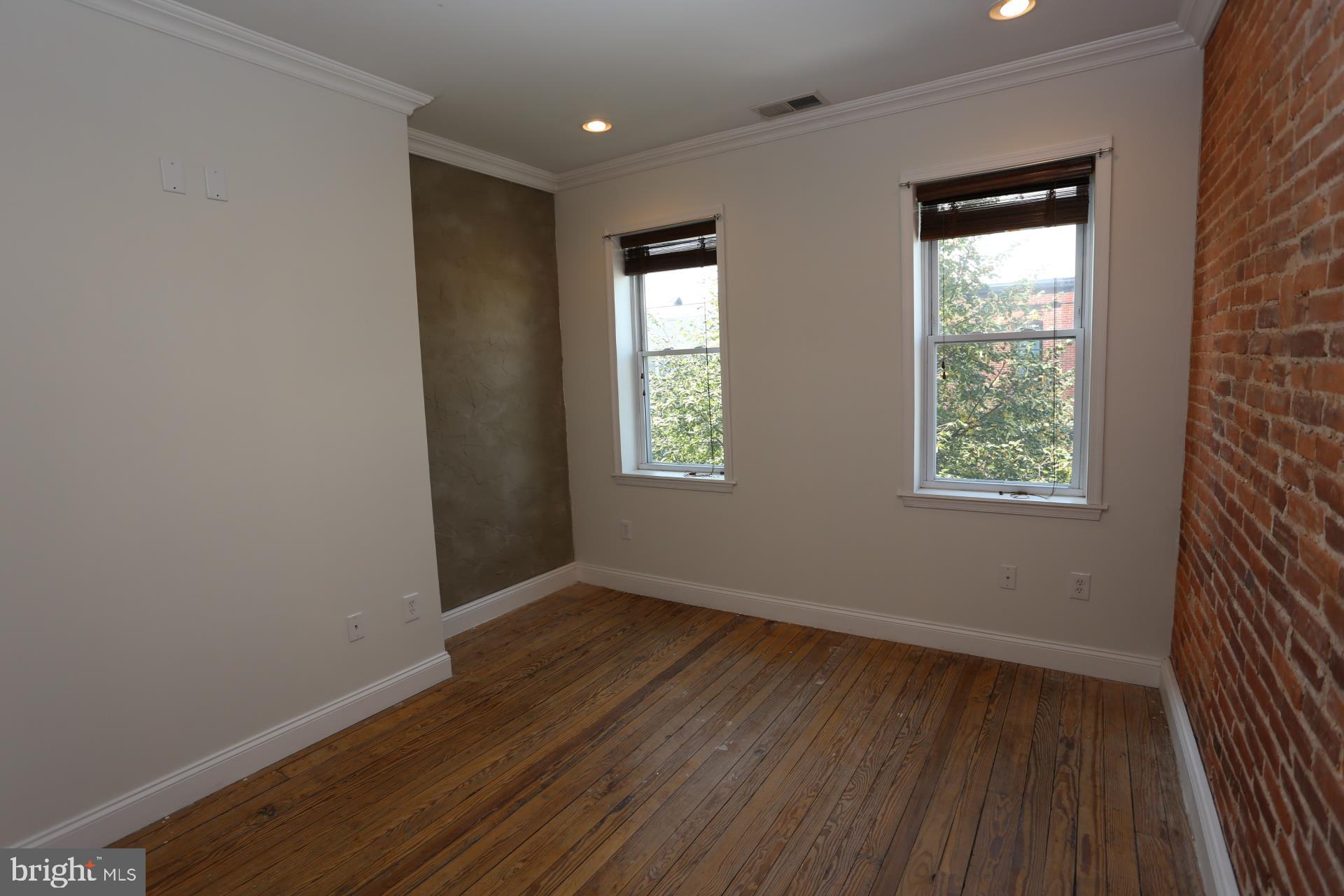 HIGHLANDTOWN - Residential Lease