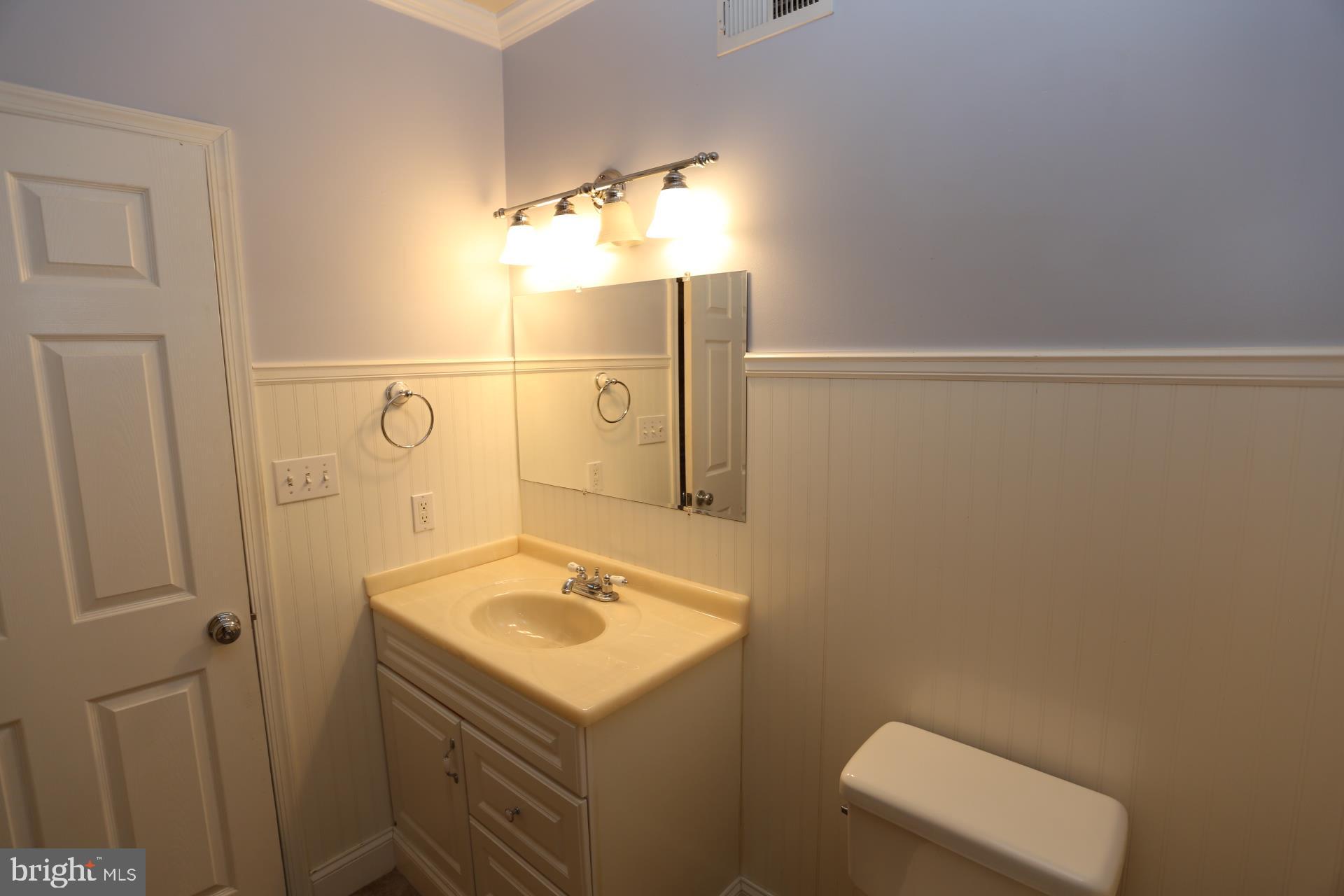 HIGHLANDTOWN - Residential Lease