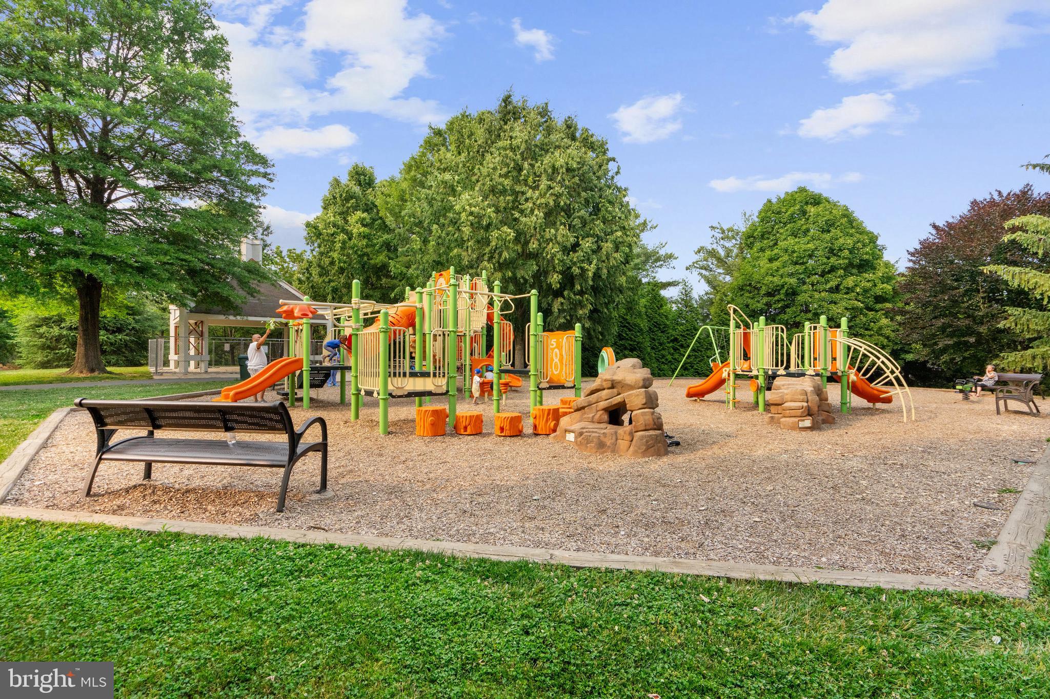 WATERS LANDING - Residential