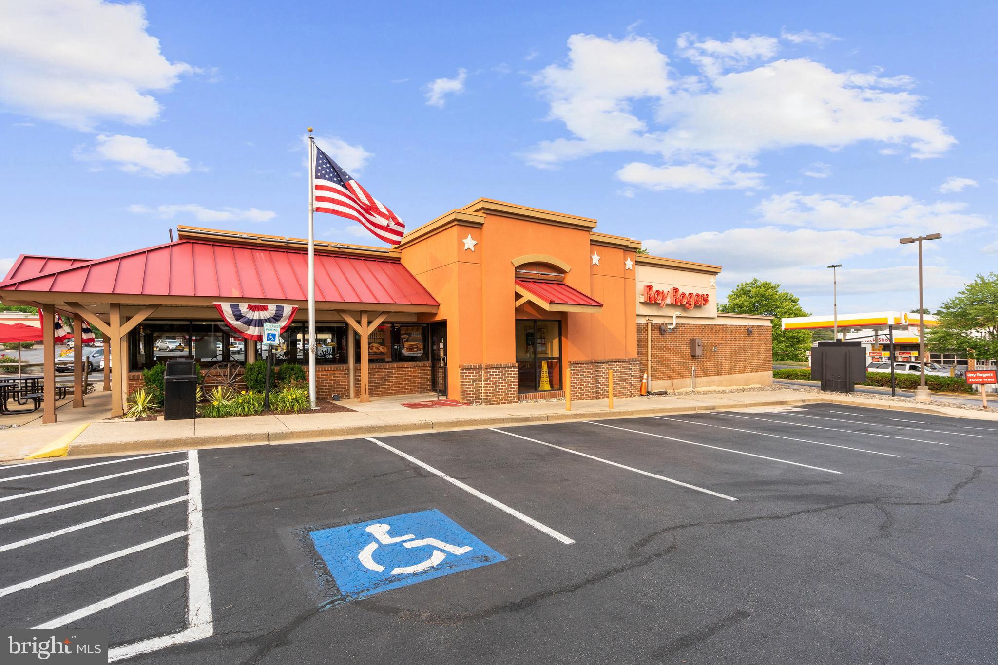 WATERS LANDING - Residential