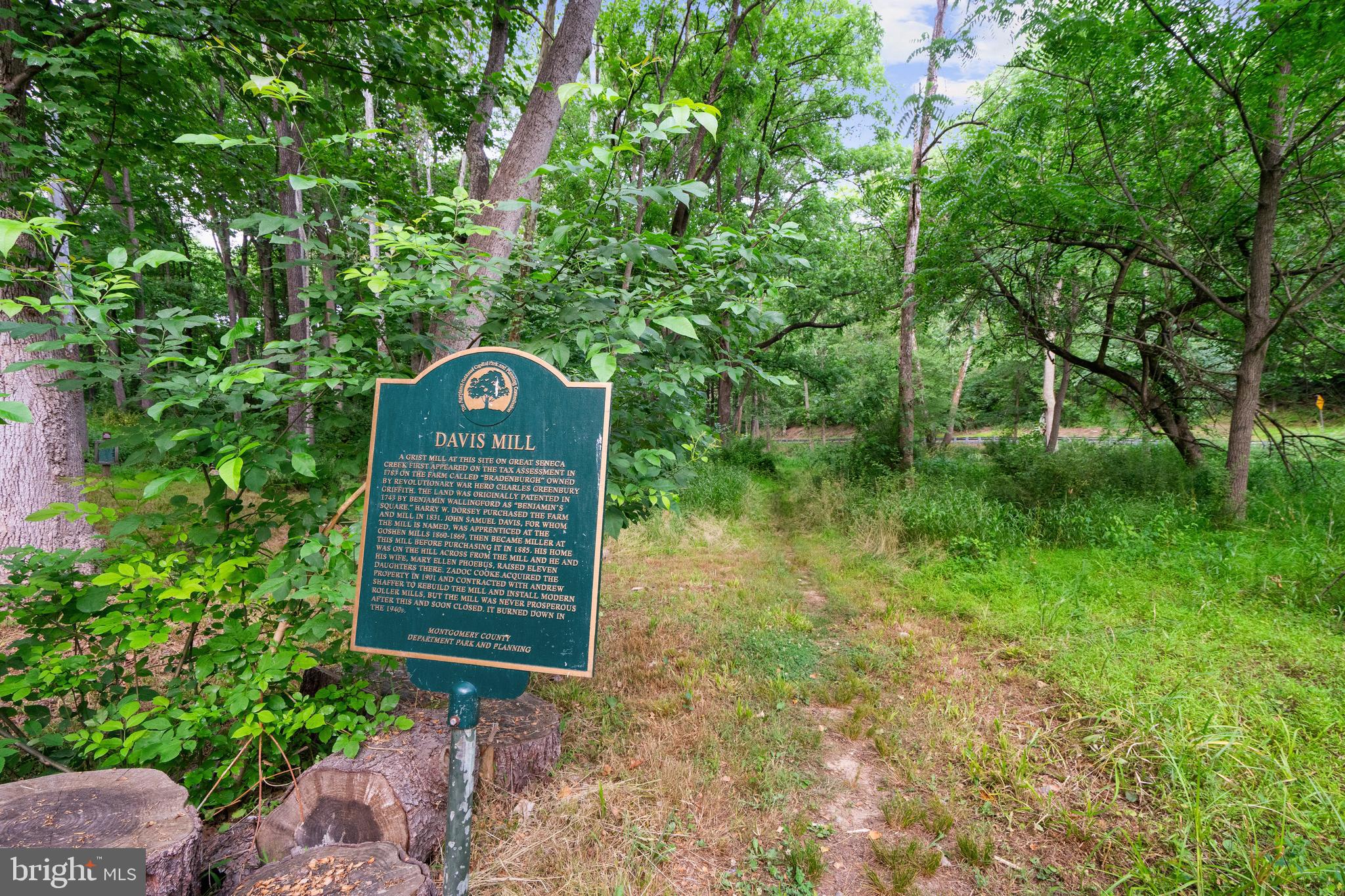 WATERS LANDING - Residential